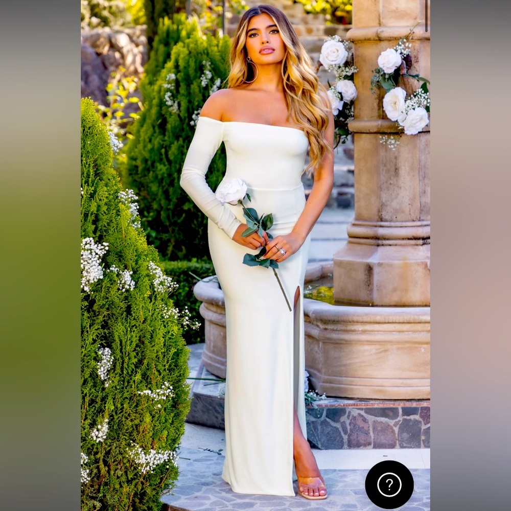 Club L IVORY OFF THE SHOULDER MAXI DRESS